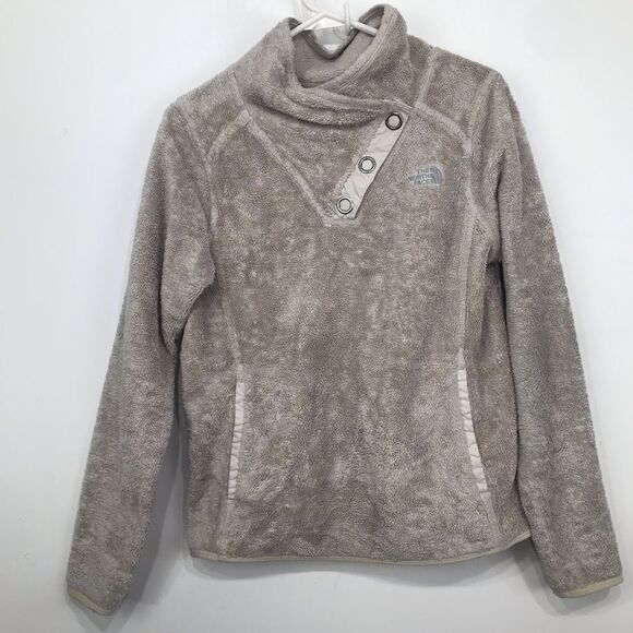 The North Face Mossbud Light Gray Snap Neck Fuzzy Pullover Sweatshirt - Picture 2 of 14